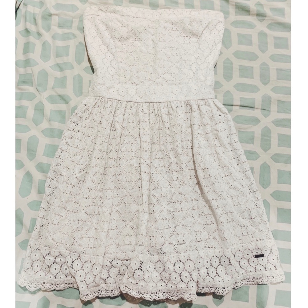 Abercrombie White Strapless Dress